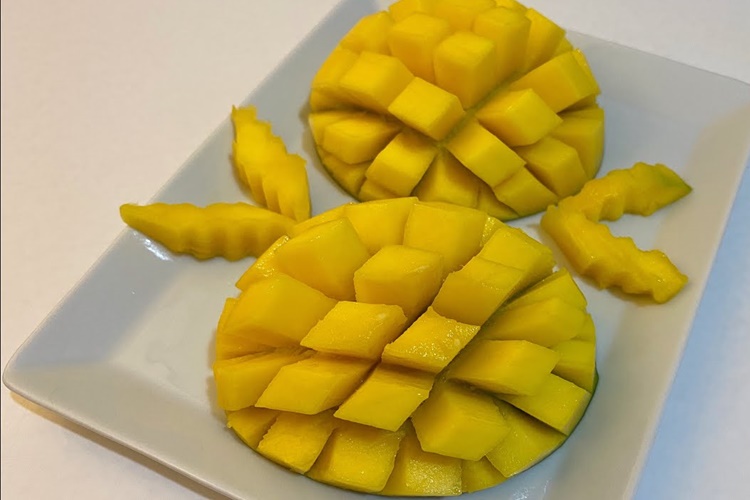 Mango Nasıl Kesilir?