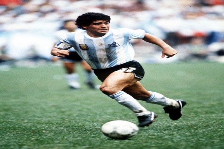 Maradona Hangi Takımlarda Oynadı?