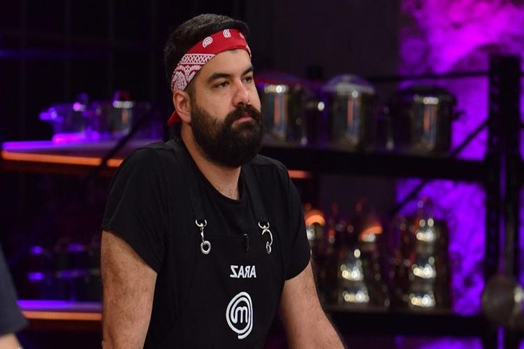 Masterchef 2021 Araz Aknam Kimdir?