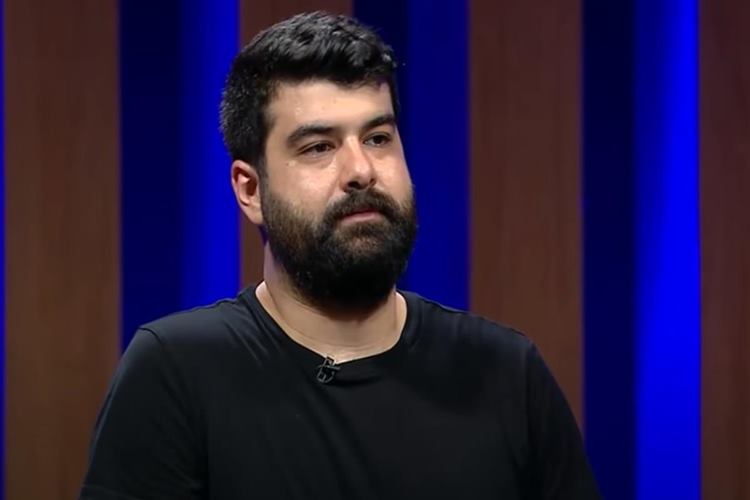 Masterchef Araz Aknam Twitter Hesabı Nedir?