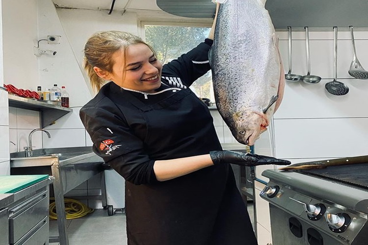 Masterchef Fatma Nur Uçar Evli Mi?