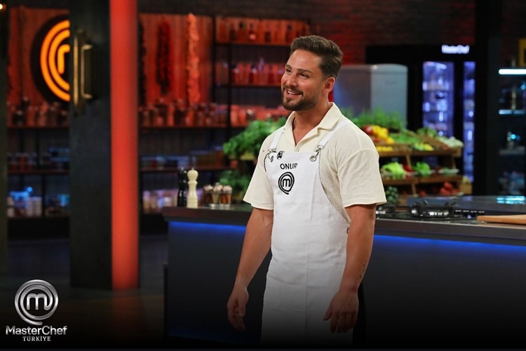 Masterchef Onur Estetikli Mi?