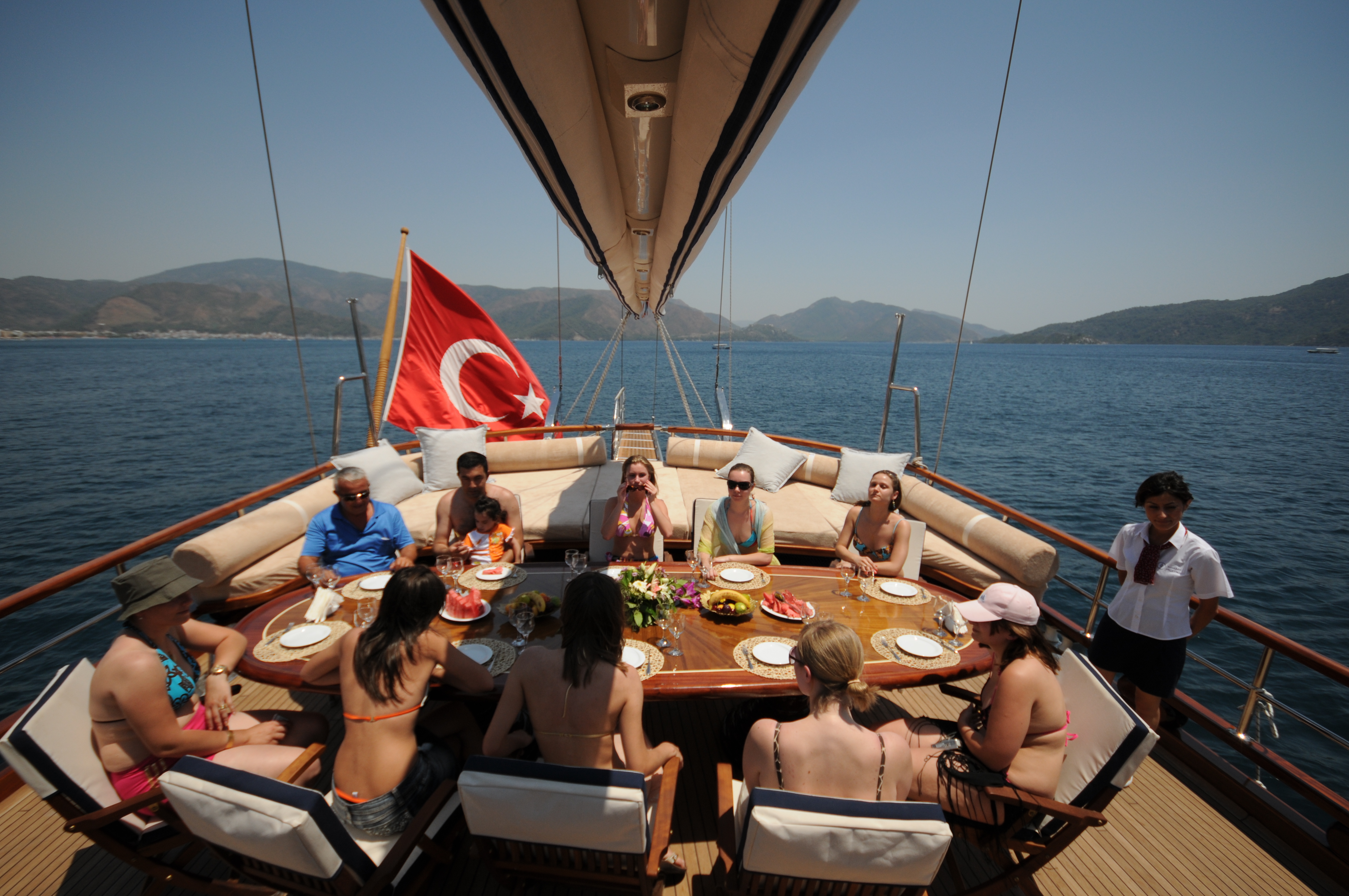 Mavi Yolculuk Kimin Eseri?