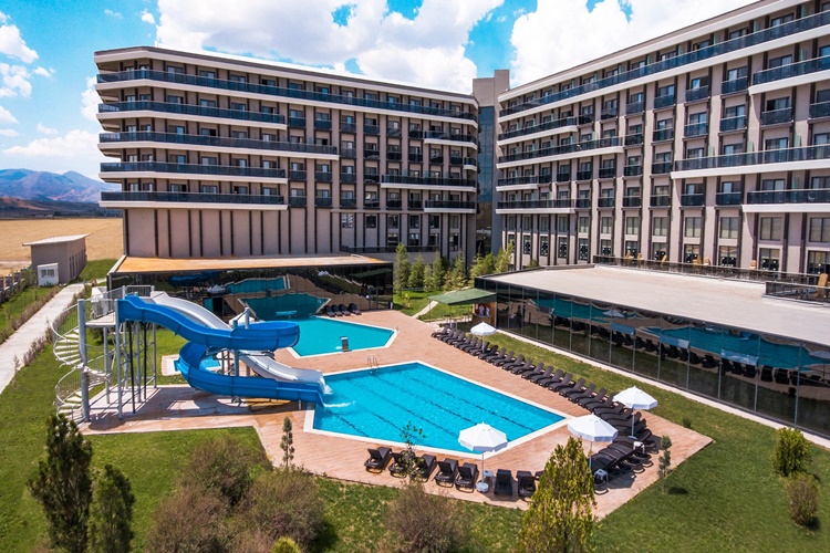 May Termal Otel Sahibi Kim?