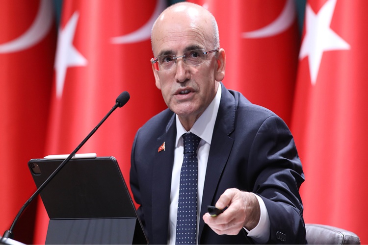 Mehmet Şimşek Hangi Üniversite Mezunu?