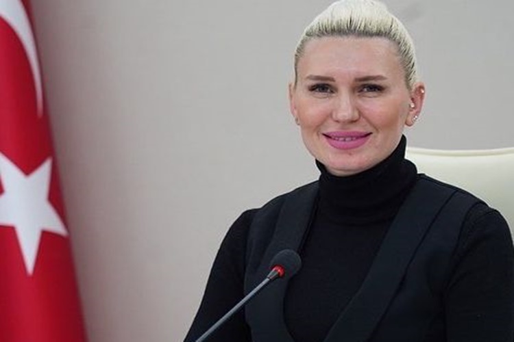Melek Mızrak Subaşı Instagram Adresi Nedir?