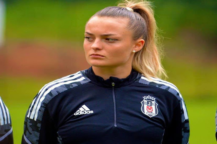 Melike Öztürk Kaç Yaşında, Boyu Kaç, Nereli?