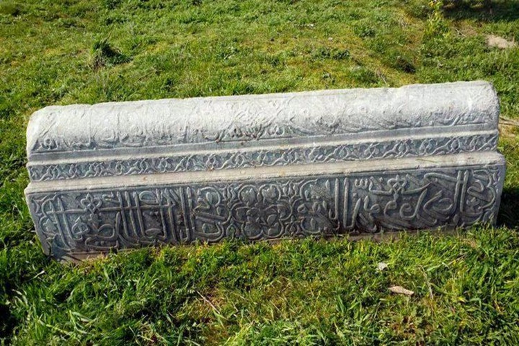 Melikşah’ın Türbesi Nerede?