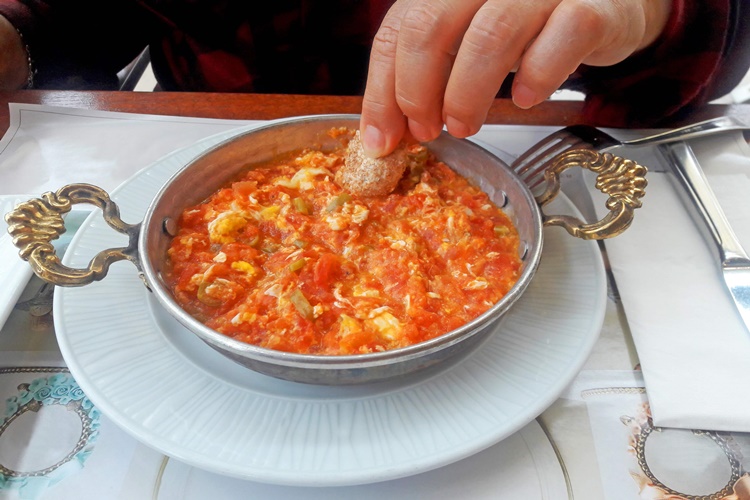 Menemen Tuzlu Olursa Ne Yapılır?