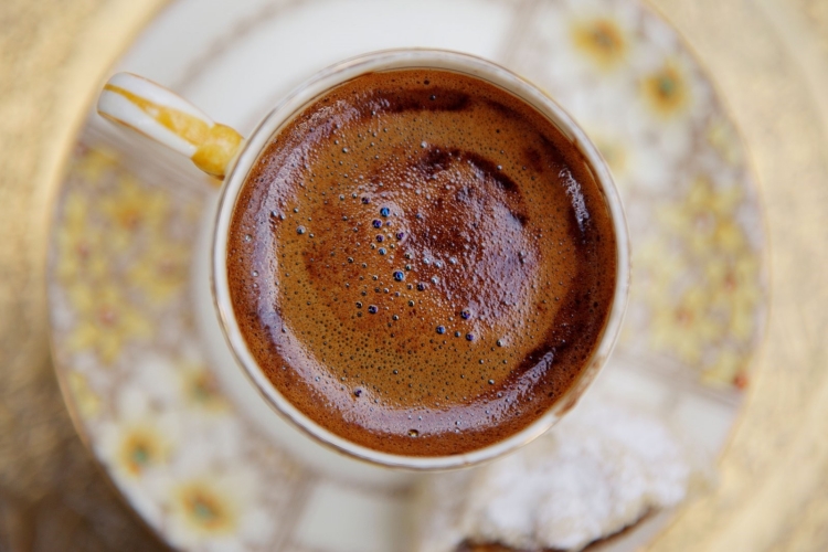 Menengiç Kahvesi Hamilelere Zararlı Mı?
