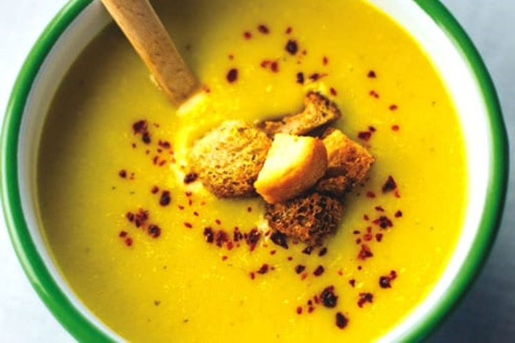  Mercimek Çorbasına Zerdeçal Konur Mu?