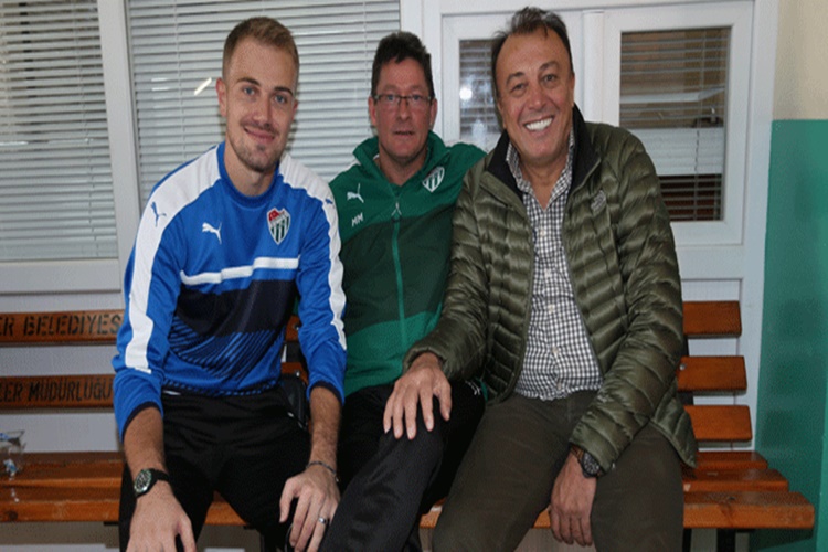 Mert Günok Babası Nereli?