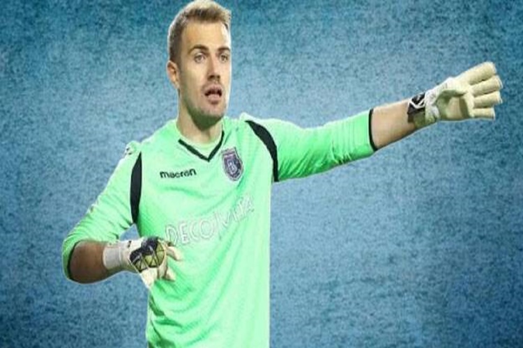 Mert Günok Kaç Yaşında?