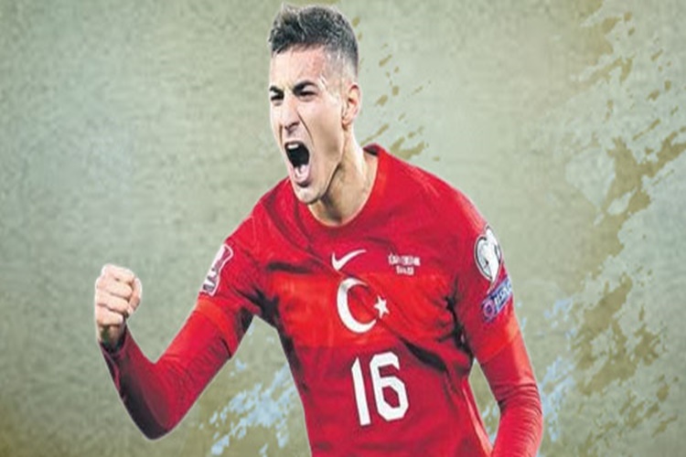 Mert Müldür Annesi Nereli?