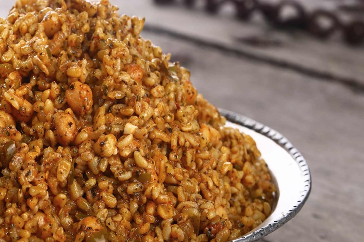 Meyhane Pilavı Sulu Mu Olur?
