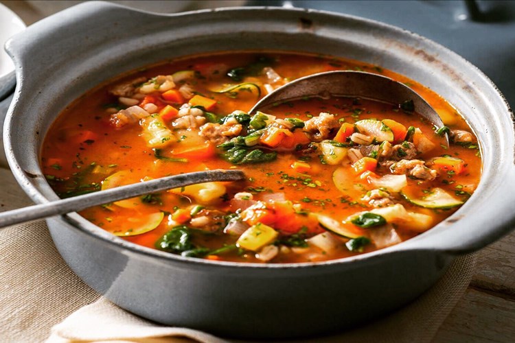 Minestrone Çorbası Nereye Ait Bir Yemektir?