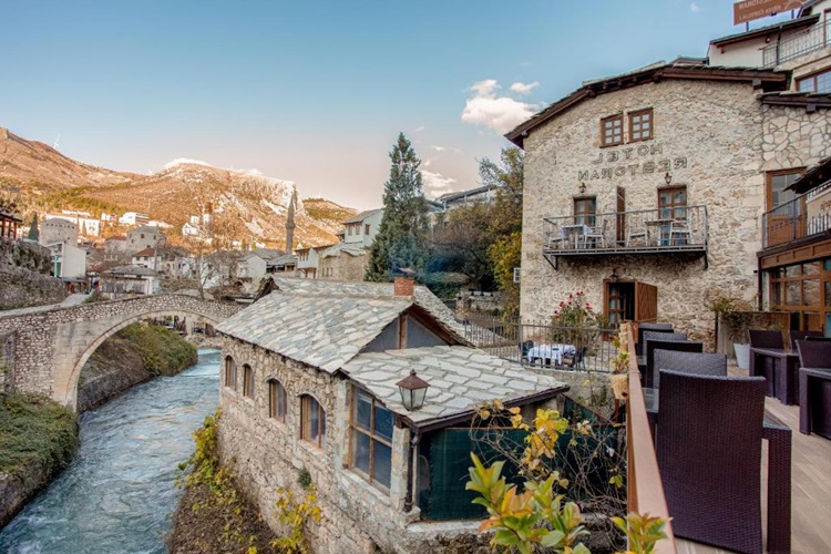  Mostar Da Nerede Kalınır?
