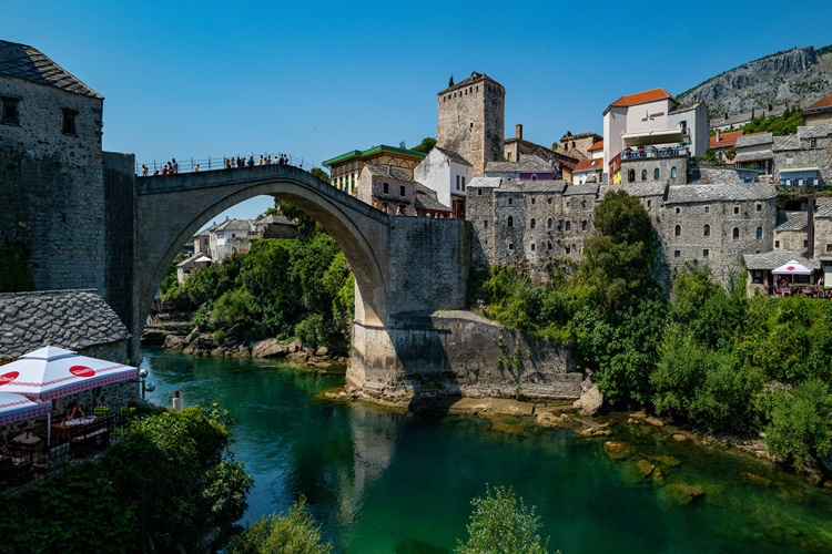  Mostar Üsküp Arası Kaç Km?