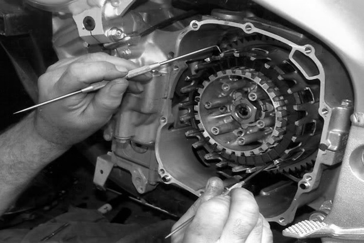 Motor Sorunları Ve Çözümleri Nelerdir?