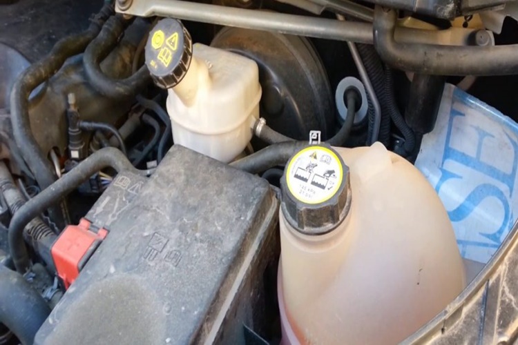 Motor Suyu Ne Kadar Sürede Biter?