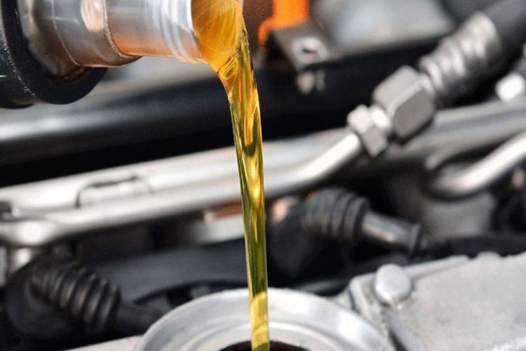  Motor Yağı Hakkında Merak Edilen Bilgiler