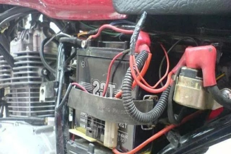 Motosiklet Aküsü Kaç Amper Olmalı?