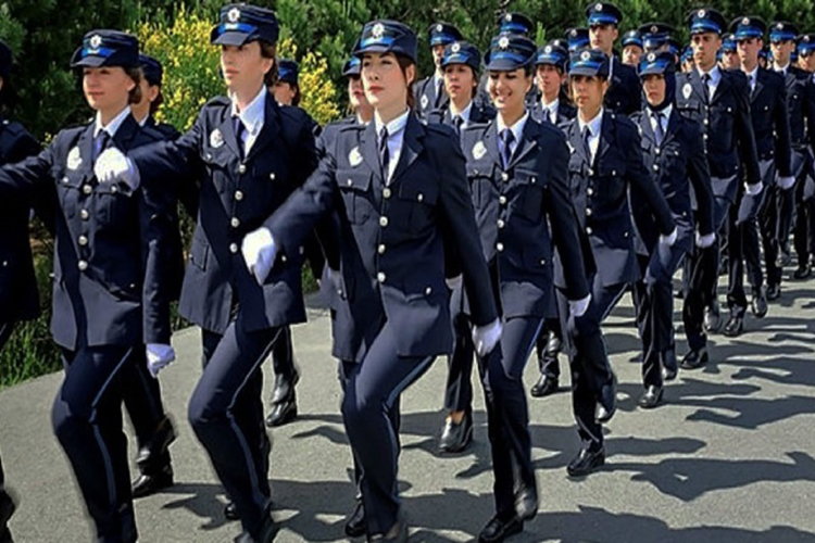 Ms Hastası Polis Olabilir Mi?