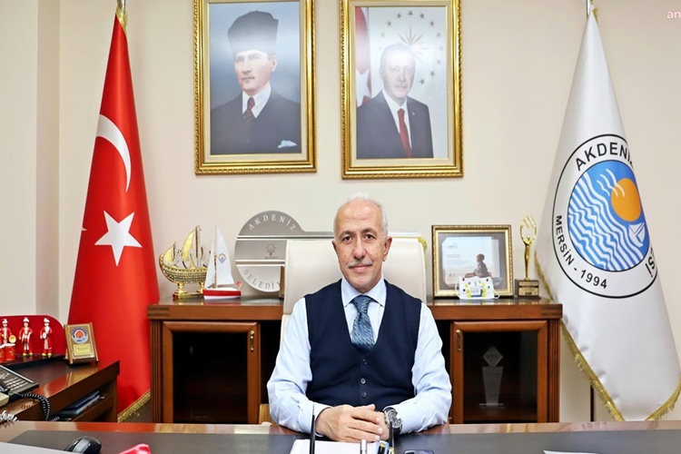 Mustafa Gültak Kimdir?