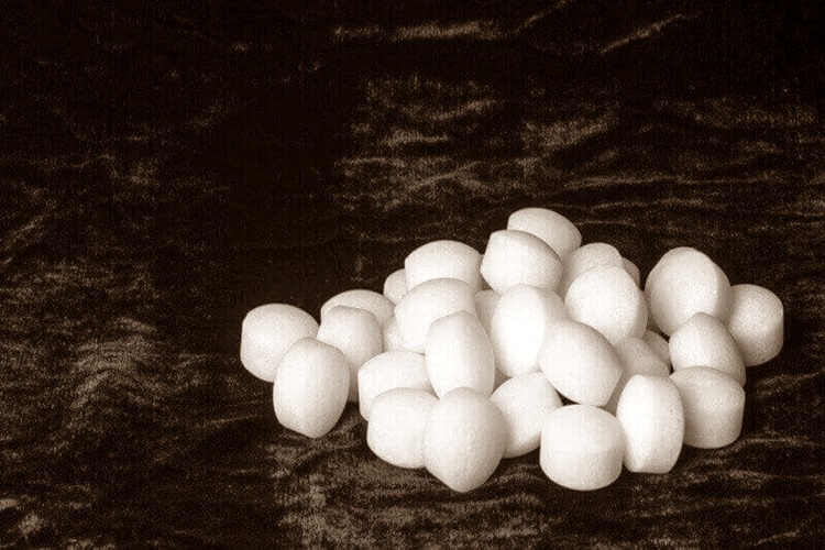 Naftalin Eczanede Satılır Mı?