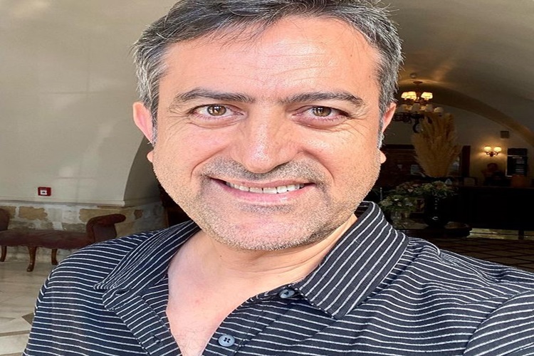 Nail Kırmızıgül Alevi Mi?