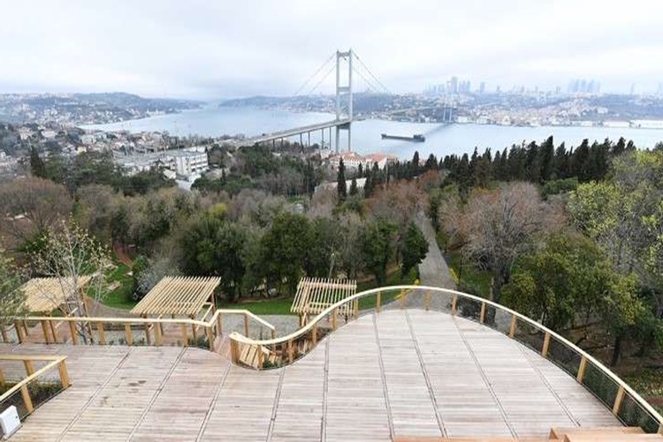 Nakkaştepe Marmaray Hangi Durak?