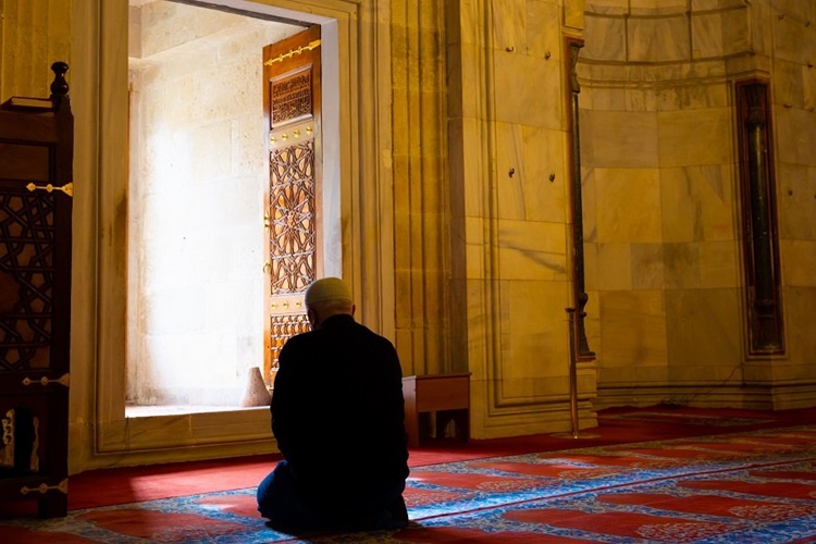 Namaz Bozulursa Ne Olur?