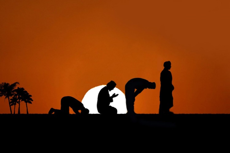 Namaz Hangi Surede Geçiyor?