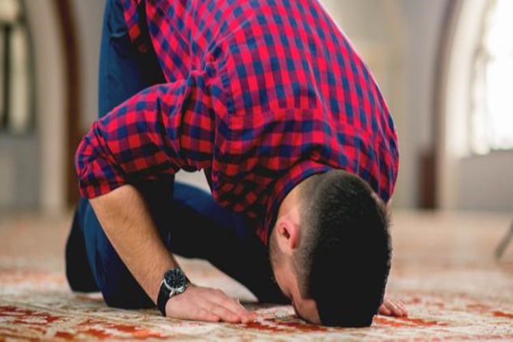 Namaz Kimlere Farz Değil?