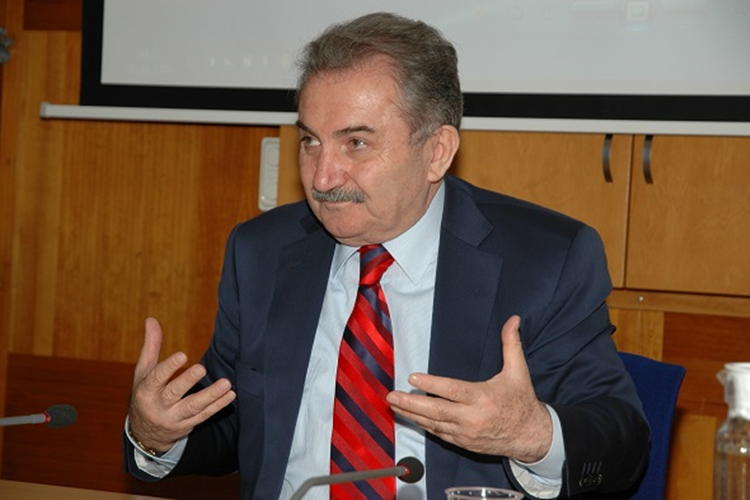 Namık Kemal Zeybek Nereden Mezun?