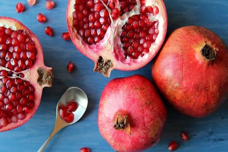 Nar Kan Sulandırır Mı?