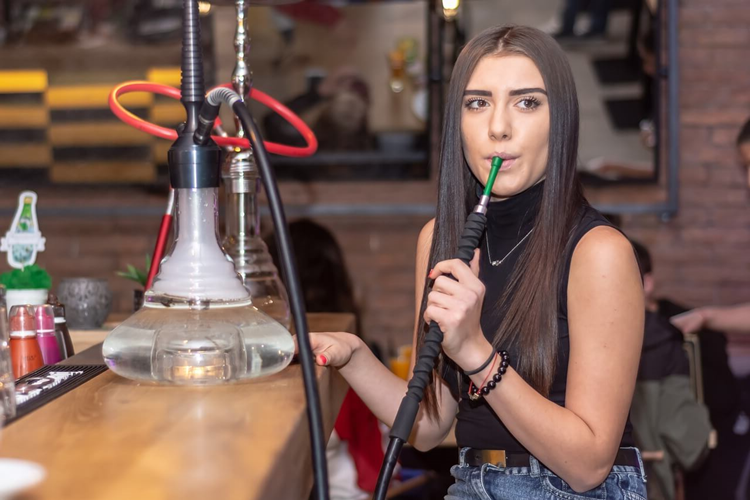 Nargile Suyu Ne Kadar Koyulur?
