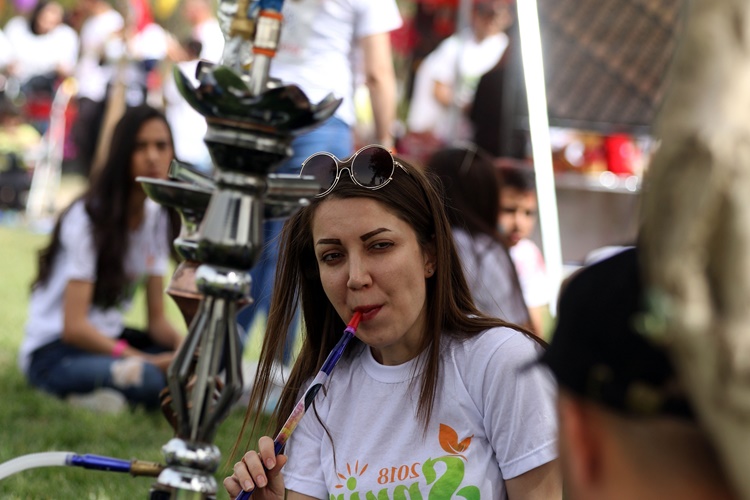 Nargile Zehirler Mi?