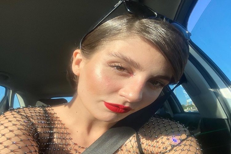 Naz Çağla Irmak Annesi Kimdir?