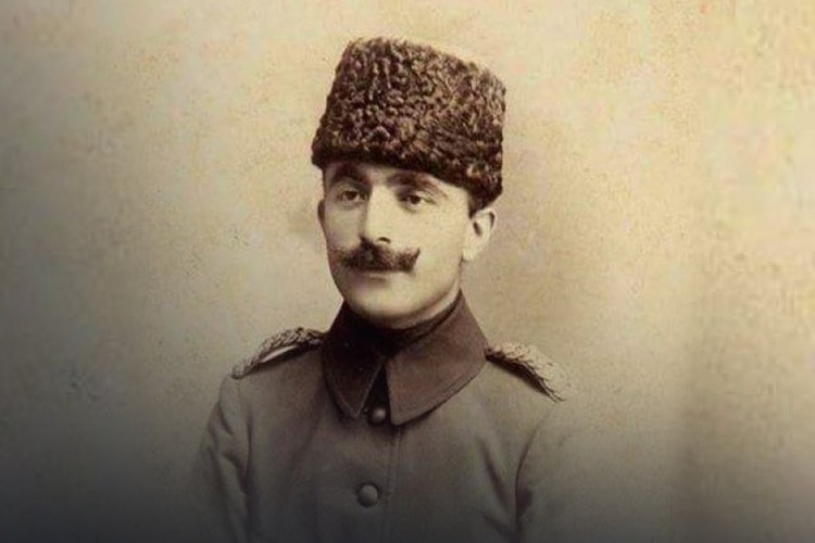 Nazım Hikmet Enver Paşa’nın Torunu Mu?