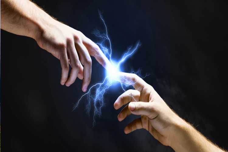 Nereye Dokunsam Elektrik Çarpıyor Ne Yapmalıyım?