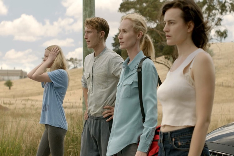 Netflix’in Kore Dizisi Glitch Oyuncuları Kimlerdir?