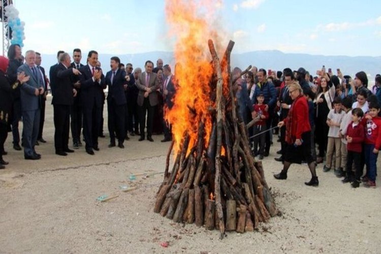 Nevruz Bayramı Hangi Din?