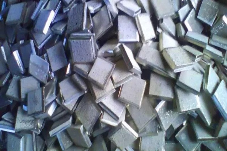 Nikelaj Kaplama Paslanır Mı?