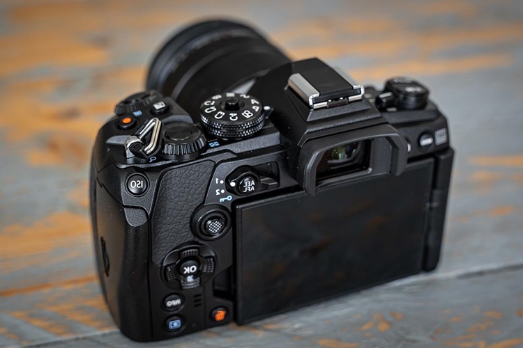 Nikon Bir dslr Kamera Mıdır?