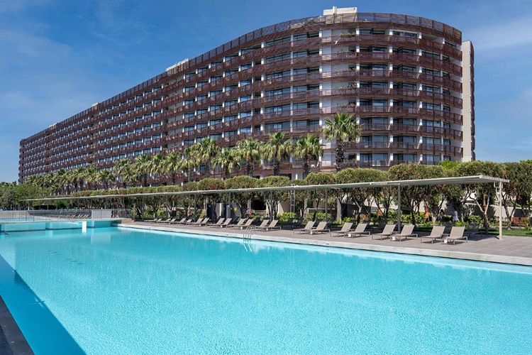 Nirvana Otel Sahibi Kim?