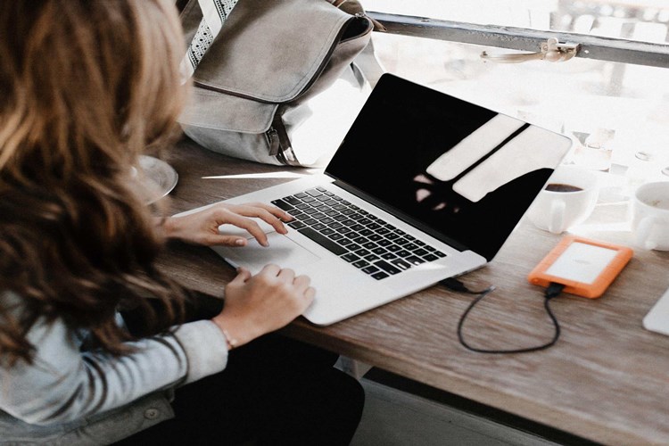 Office Word'de Cetvel Hangi Menüden İptal Edilir?