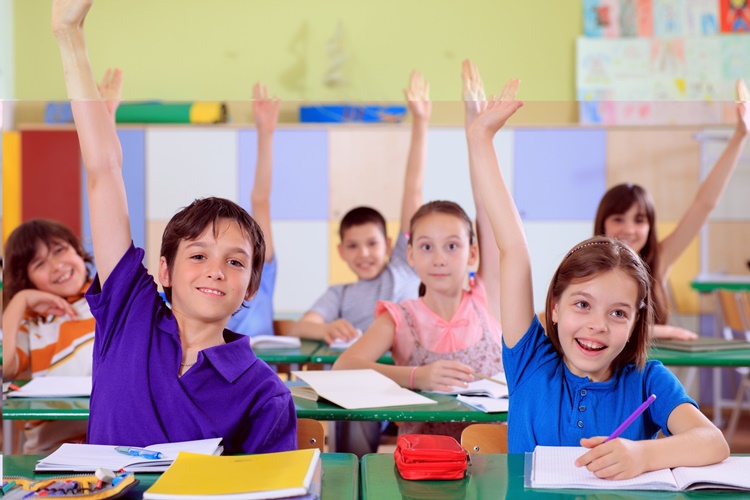 Öğrenciler Öğretmen Evinde Kalabilir Mi?