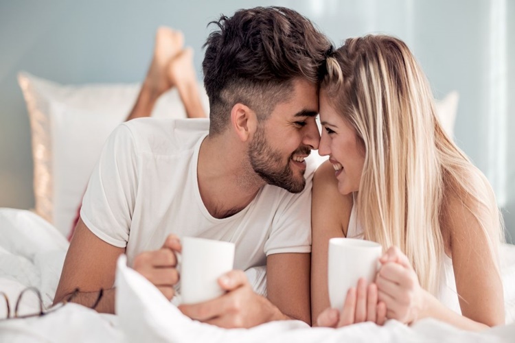 Öğretmen Öğrencisine Aşık Olur Mu?