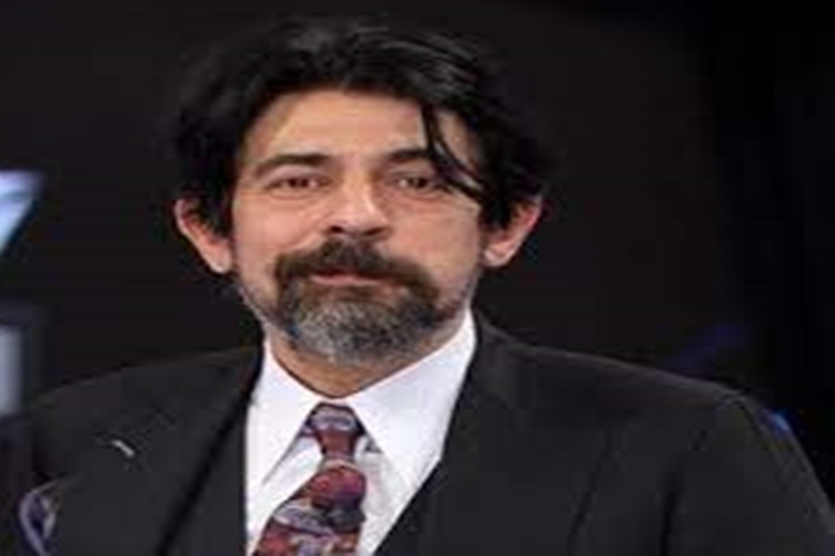 Okan Bayülgen’in Kaç Çocuğu Var?